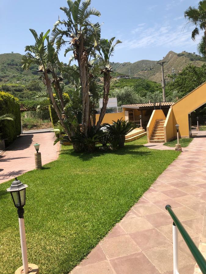 Casa Vacanze Alcantara Gaggi Exterior foto